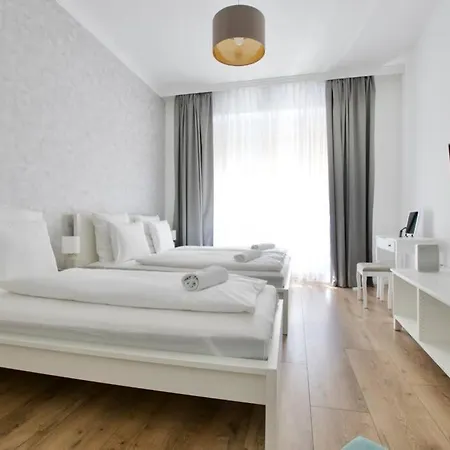 Premium By Hi5-vaci Str. 3 Bedroom * Budapest